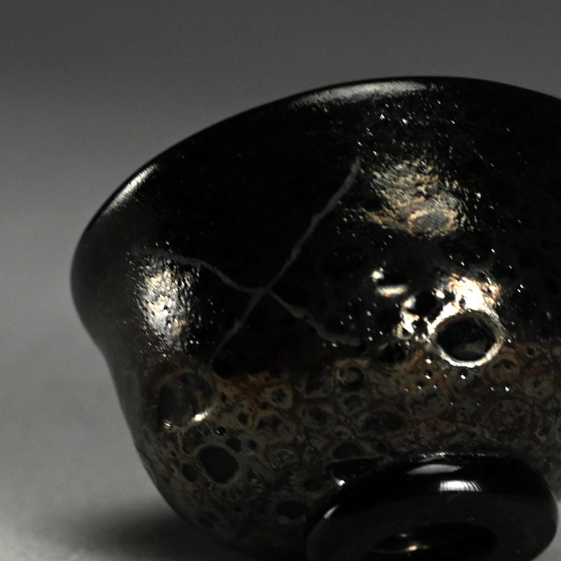 Very Rare Glass Guinomi Sake Cup ー鯉江 良二 “一寸口出手出 盃”