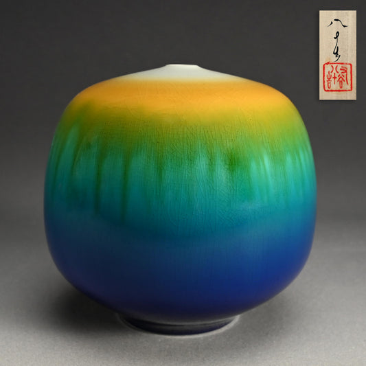 Yasokichi Ⅳ Vase ー徳田 順子 (四代 八十吉)  “瑞穂”