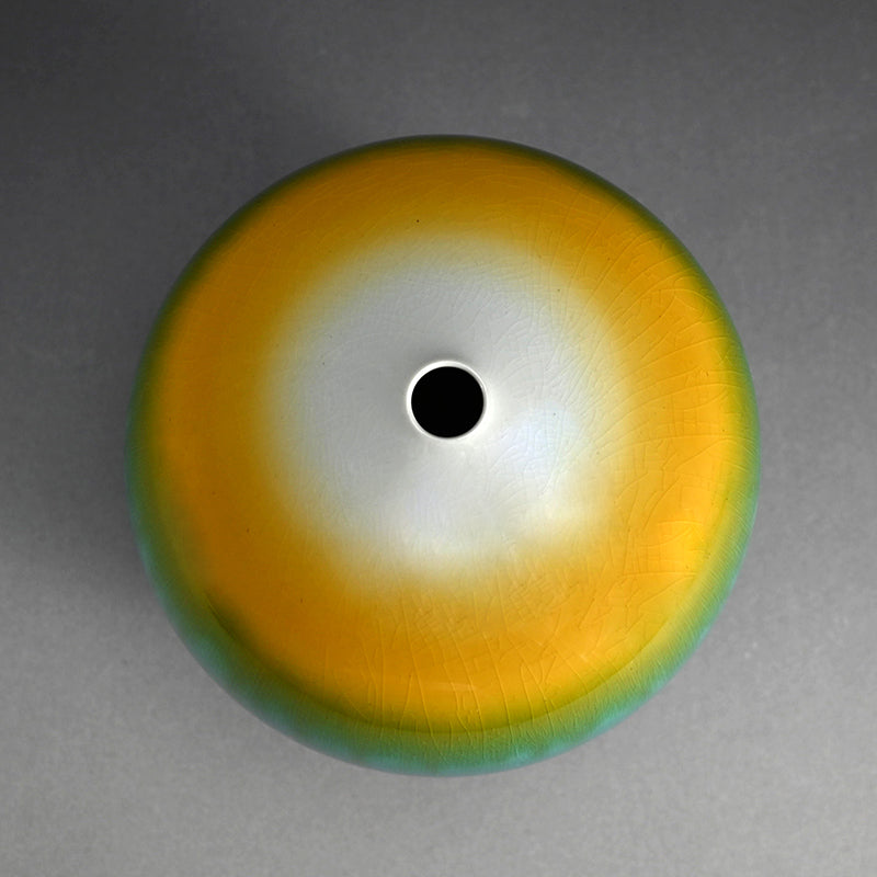 Yasokichi Ⅳ Vase ー徳田 順子 (四代 八十吉)  “瑞穂”