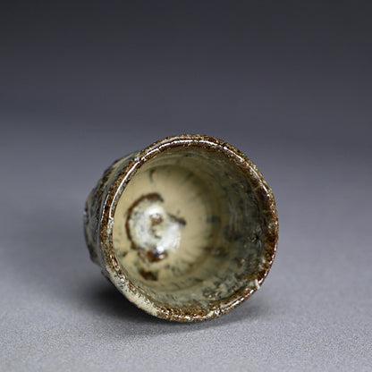 Madara Karatsu Guinomi Sake Cup ー中川 自然坊 “彫斑唐津 ぐい呑”