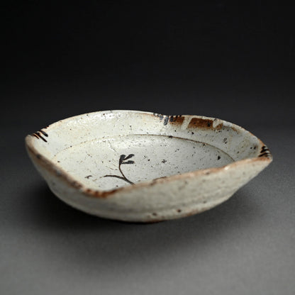 Kohiki Karatsu Kashiki Bowl ー中川 自然坊 “粉引唐津 菓子器”