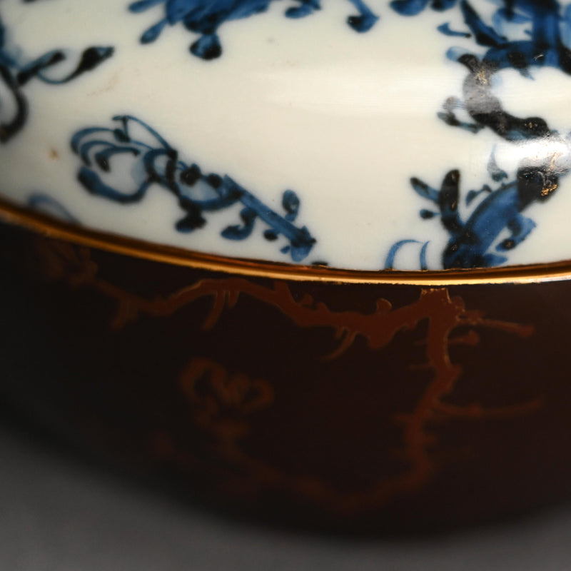 Gold-Lacquered Peach-Shaped Porcelain Container