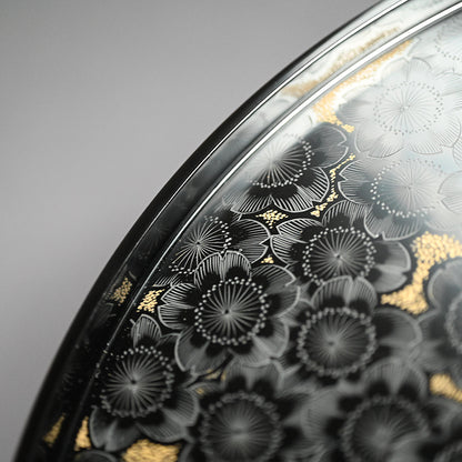 Lacquer Tray Set, Sakura by Living National Treasure ー小森 邦衞 “夜櫻 沈金丸盆”