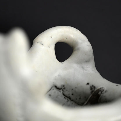 White Tripod Vase ー奥村 博美 “白釉 花器”