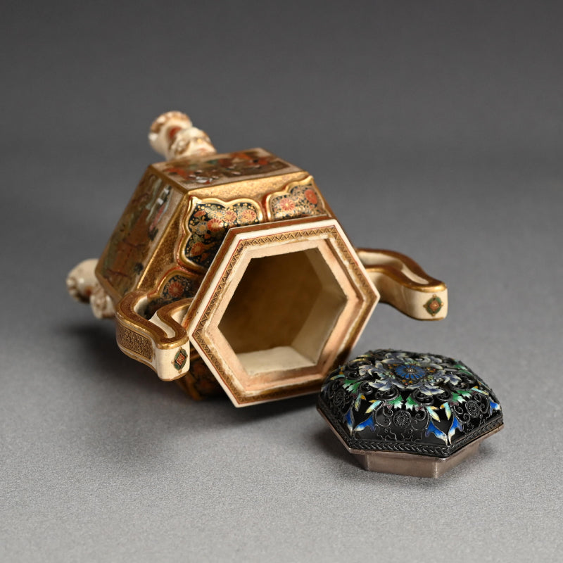 Meiji Period Satsuma Incense Burner ー薩摩錦手 人物風景文六角香炉