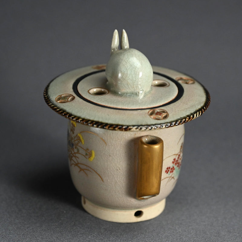 Rabbit Koro Incense Burner ー初代 久世 久宝 "兎 香爐"