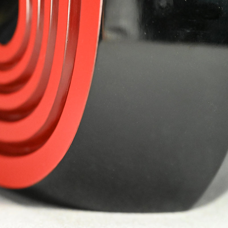 Contemporary Stylish Lacquer Vase by Kyuho