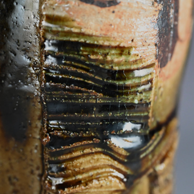 Oribe Vase ー高内 秀剛 "鉄絵織部手桶花入"