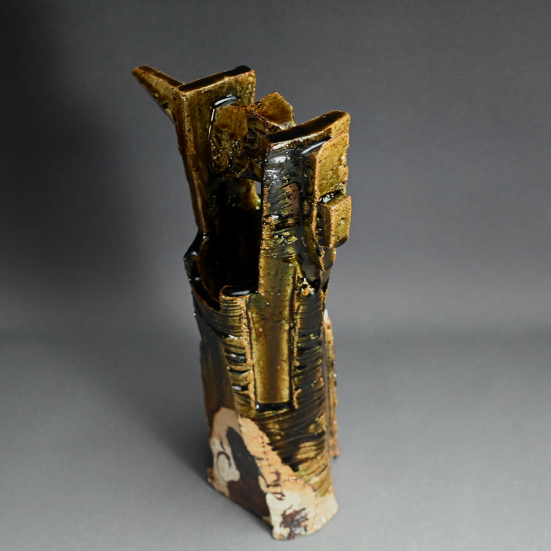 Oribe Vase ー高内 秀剛 "鉄絵織部手桶花入"