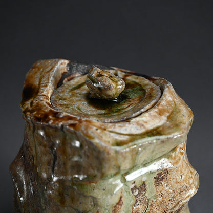 Iga Shinogi Mizusashi Water jar ー新 学 “伊賀 鎬水指”