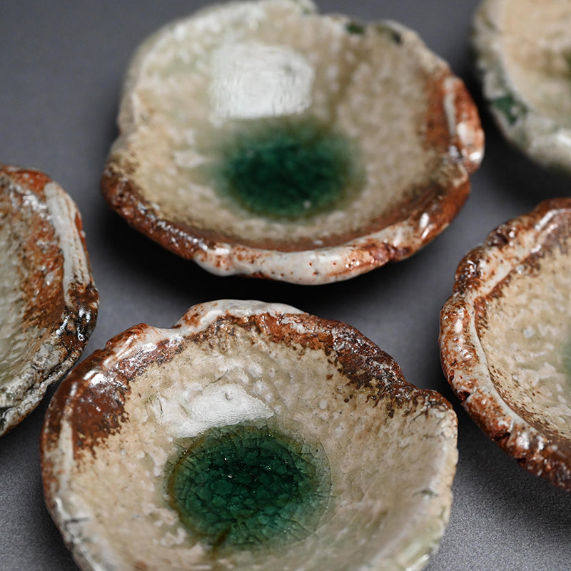 Iga Ash Glazed 5 pc. Plate Set ー新 学 “灰釉 叩き小皿”