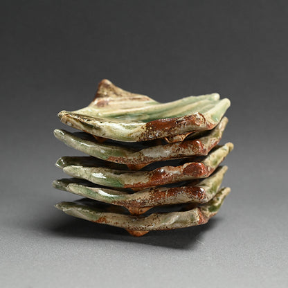 Haiyu Shinogi Small Plate ー新 学 “灰釉 鎬小皿”