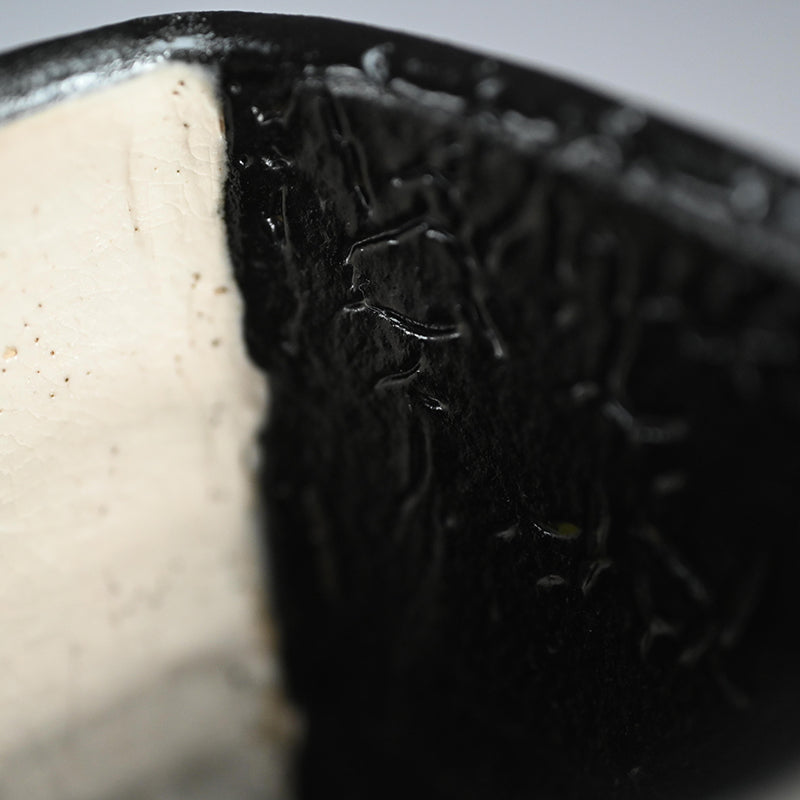 Kuro Oribe Ichimatsu Tea Container ー利茶土 ミルグリム “黒織部菱形市松茶器”