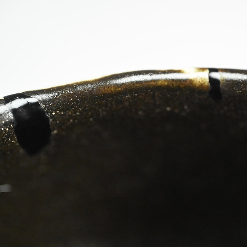 Hikidashi Guro Chawan Tea Bowl ー利茶土 ミルグリム “引出黒茶碗”