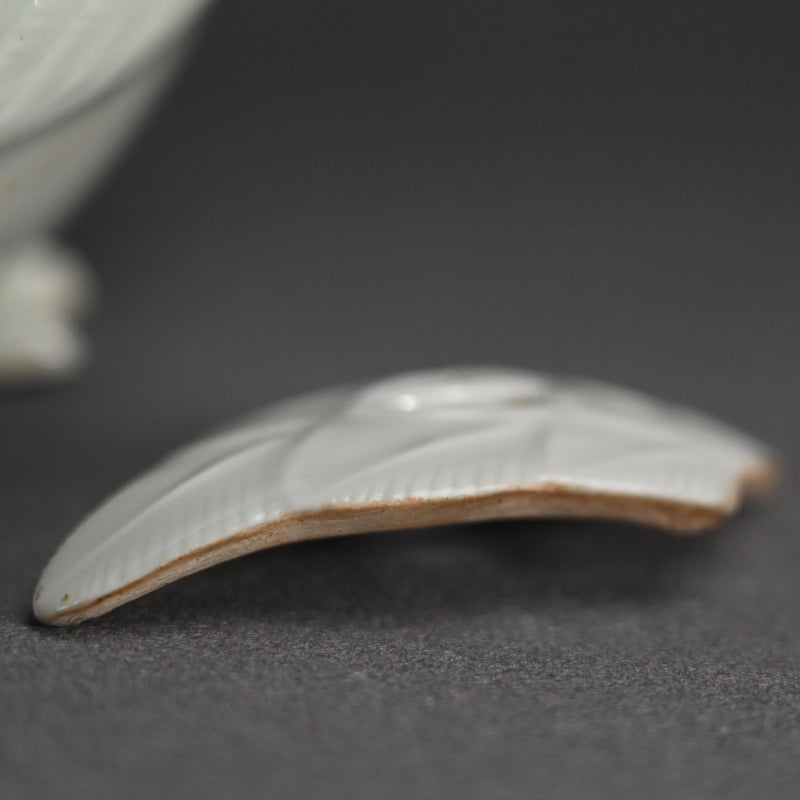 Antique White Porcelain Hirado Koro, Goose ー水鳥香炉