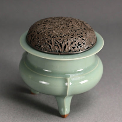 Celadon Koro Incense Burner ー宮永 東山 "青瓷袴腰 香爐"