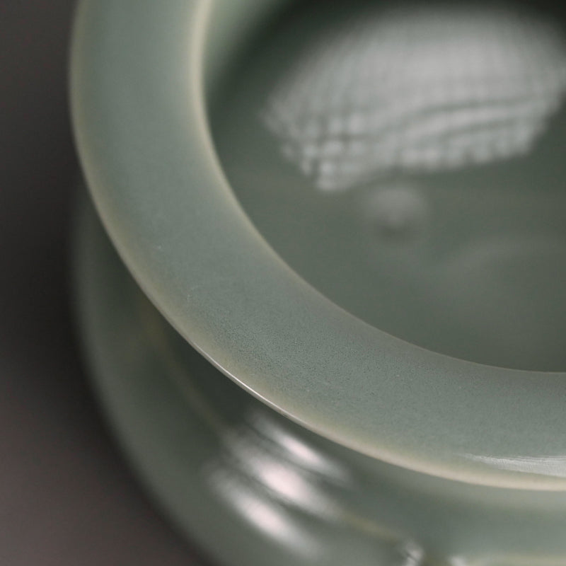 Celadon Koro Incense Burner ー宮永 東山 "青瓷袴腰 香爐"