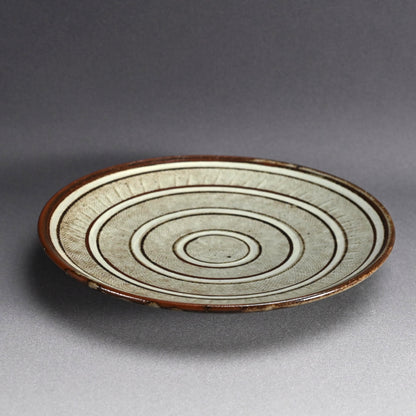 Large Platter by LNT ー島岡 達三 “地釉象嵌縄文皿”
