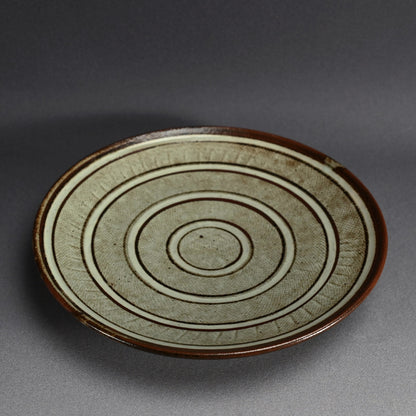 Large Platter by LNT ー島岡 達三 “地釉象嵌縄文皿”