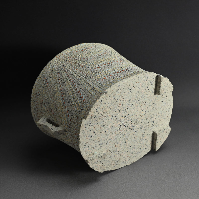 Contemporary Vase by Pioneering Female Artist ー岸 映子 “彩石象嵌器”