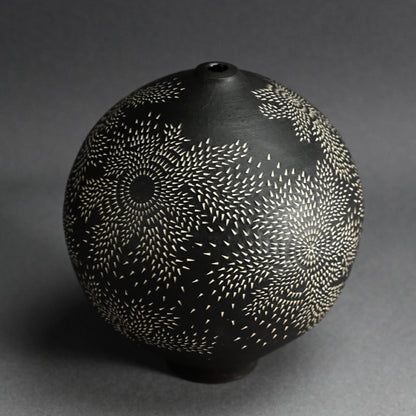 Contemporary Vase by important Female Artist ー北村 純子 “花入”