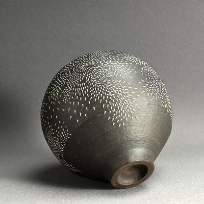 Contemporary Vase by important Female Artist ー北村 純子 “花入”