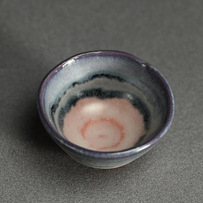 Guinomi Sake cup ー宮下 善繭 “彩泥盃”