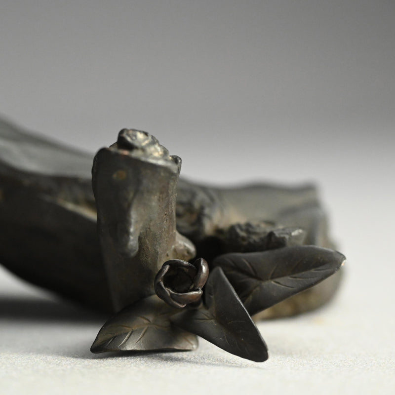 Exquisite Bronze Okimono of a Crested Ibis at Rest