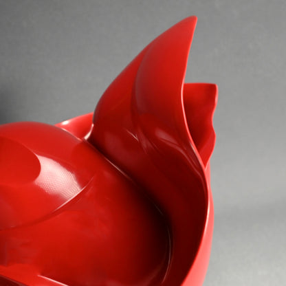 Exhibited Red Lacquer sculpture ー井上 絵美子 “游舞”