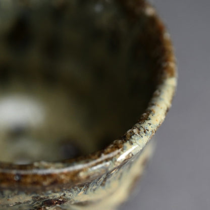 Madara Karatsu Guinomi Sake Cup ー中川 自然坊 “彫斑唐津 ぐい呑”