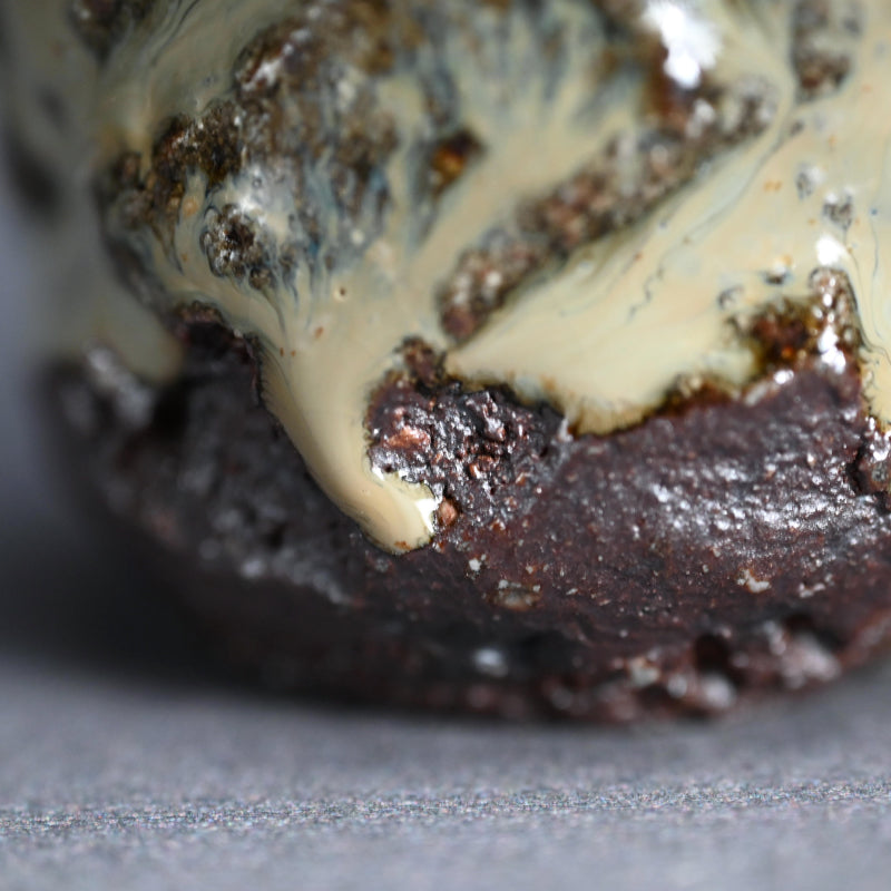 Madara Karatsu Guinomi Sake Cup ー中川 自然坊 “彫斑唐津 ぐい呑”