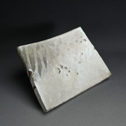 Lavender Hue Hagi Slab Plate ー三輪 栄造 “皿”