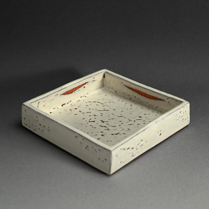 Hagi Serving Plate ー三輪 栄造 “萩角皿”