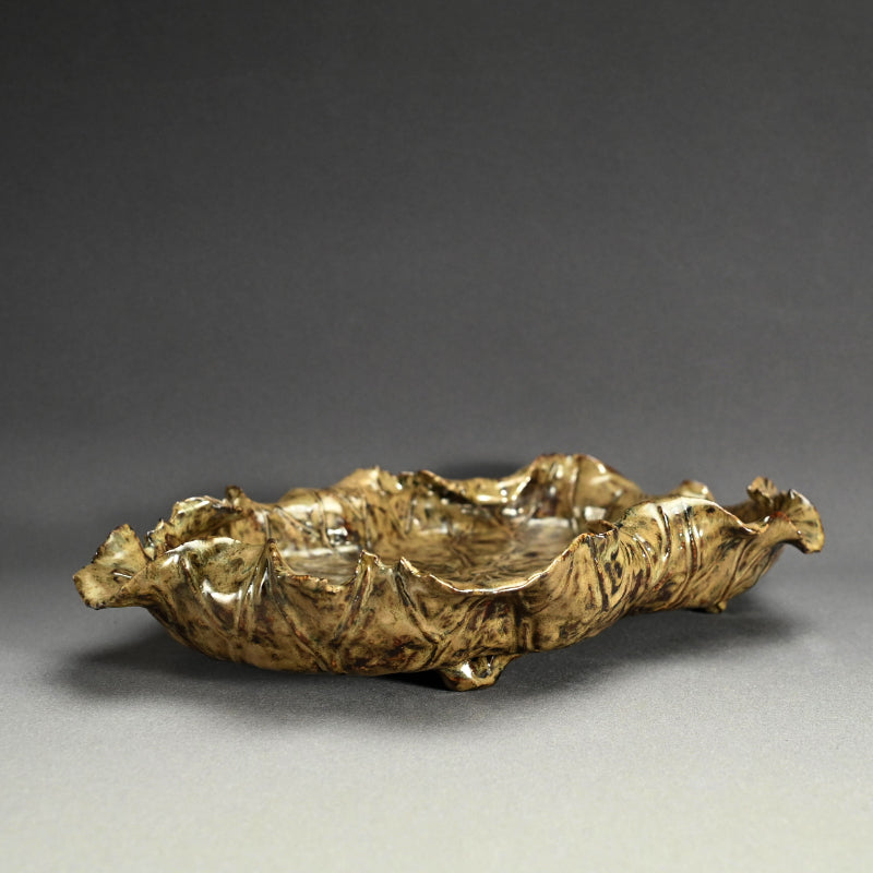 Lotus leaf Basin with Frog ー土楽庵 八田 蘇岳 “蓮葉形 水盤”