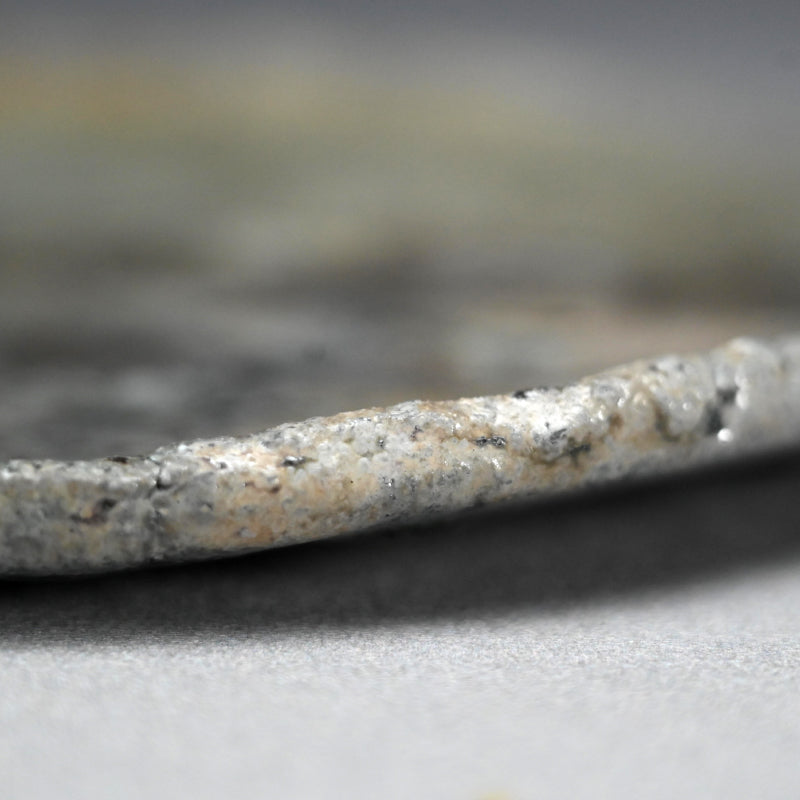 Ash Glazed Twice Fired Kintsugi Plate ー古谷 和也 "信楽窯変円皿"