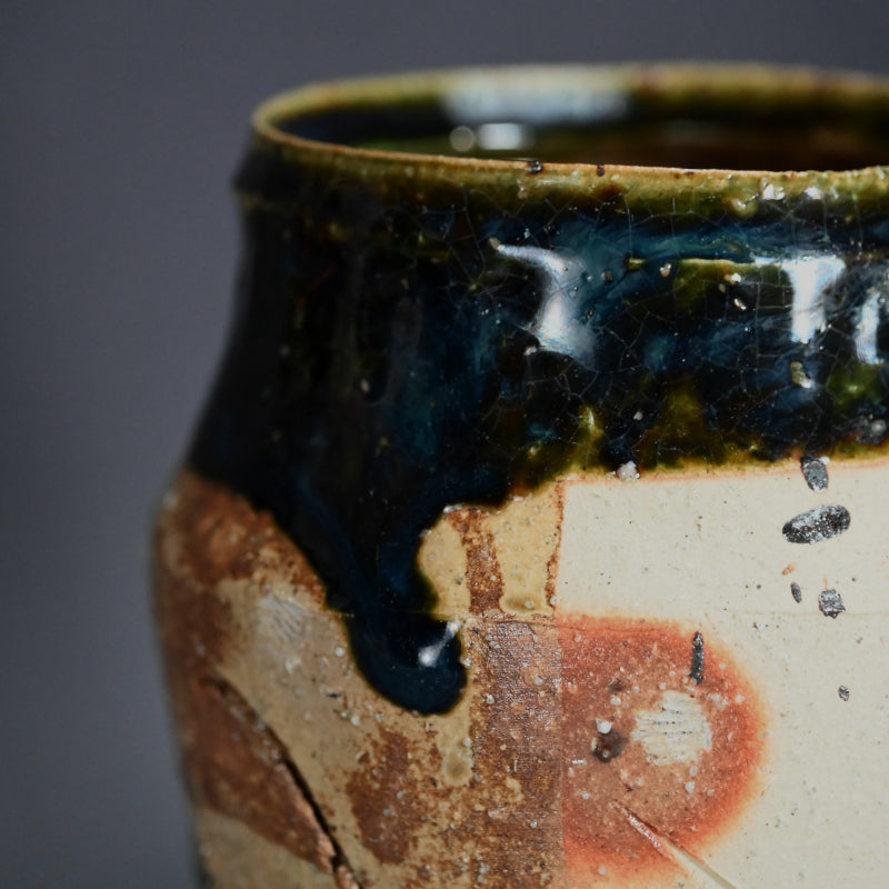 Radical Oribe Tsubo Vase ー鯉江 良二 “壺”