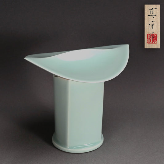 Huge Porcelain Koro Incense burner ー深見 陶治 “青白磁 翔 飾 香爐”