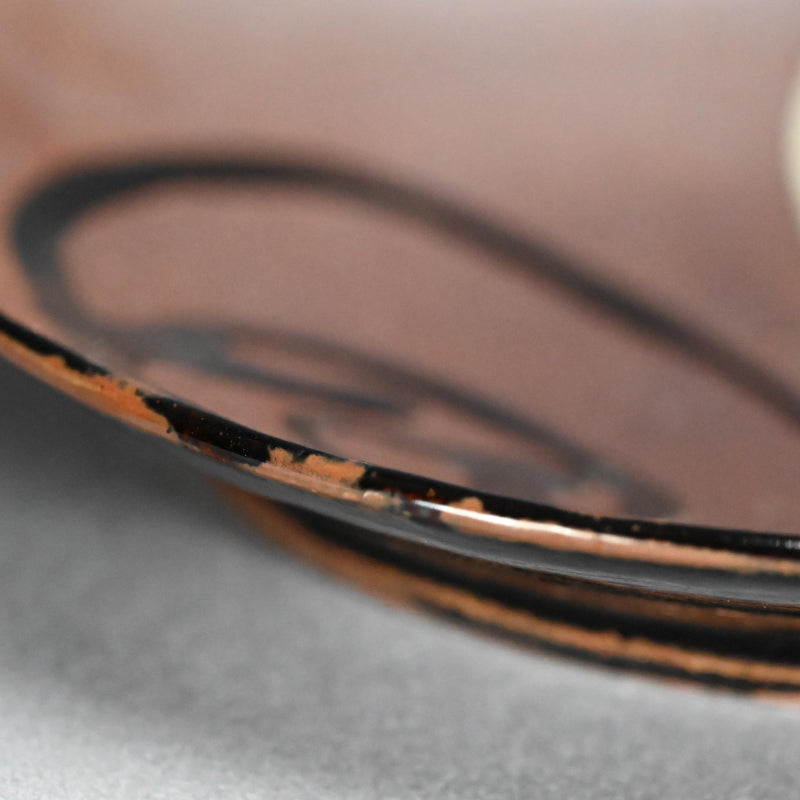 Unusual Plate by LNT ー浜田 庄司 “焼〆流梅皿”