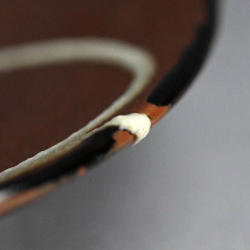 Unusual Plate by LNT ー浜田 庄司 “焼〆流梅皿”