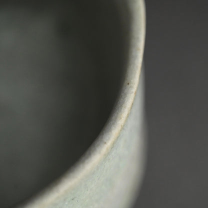 White Maccha Chawan Tea Bowl ー辻村 唯 “白志野 茶盌”