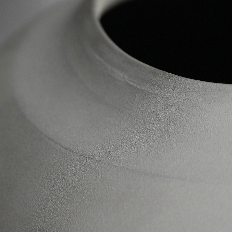 Mumyoi-yaki Vase by LNT ー五代 伊藤 赤水 (窯一) “無名異壺”