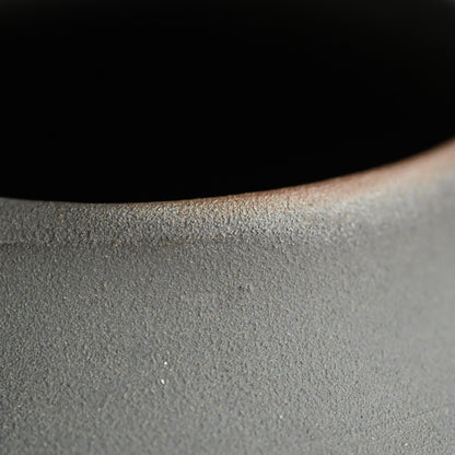 Mumyoi-yaki Vase by LNT ー五代 伊藤 赤水 (窯一) “無名異壺”