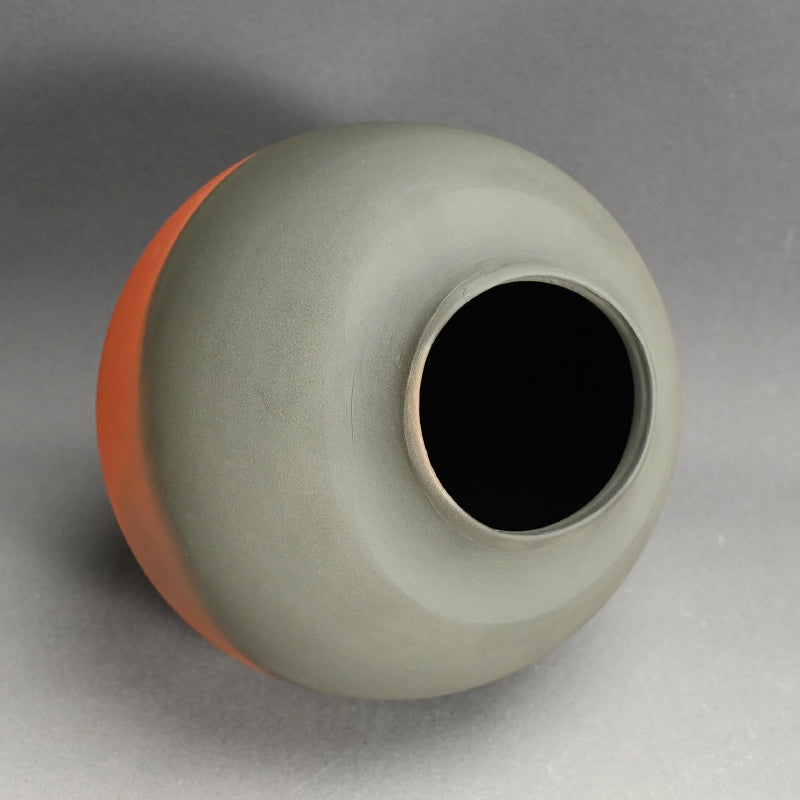 Mumyoi-yaki Vase by LNT ー五代 伊藤 赤水 (窯一) “無名異壺”