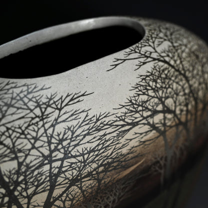 Important Exhibited Vase ー佐伯 守美 “象嵌釉彩樹林文扁壺”