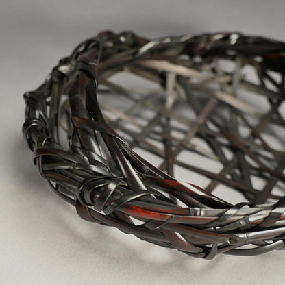 Woven Bamboo Basket ー二代 田邊 竹雲斎 “福海 花籃 鳳尾竹”