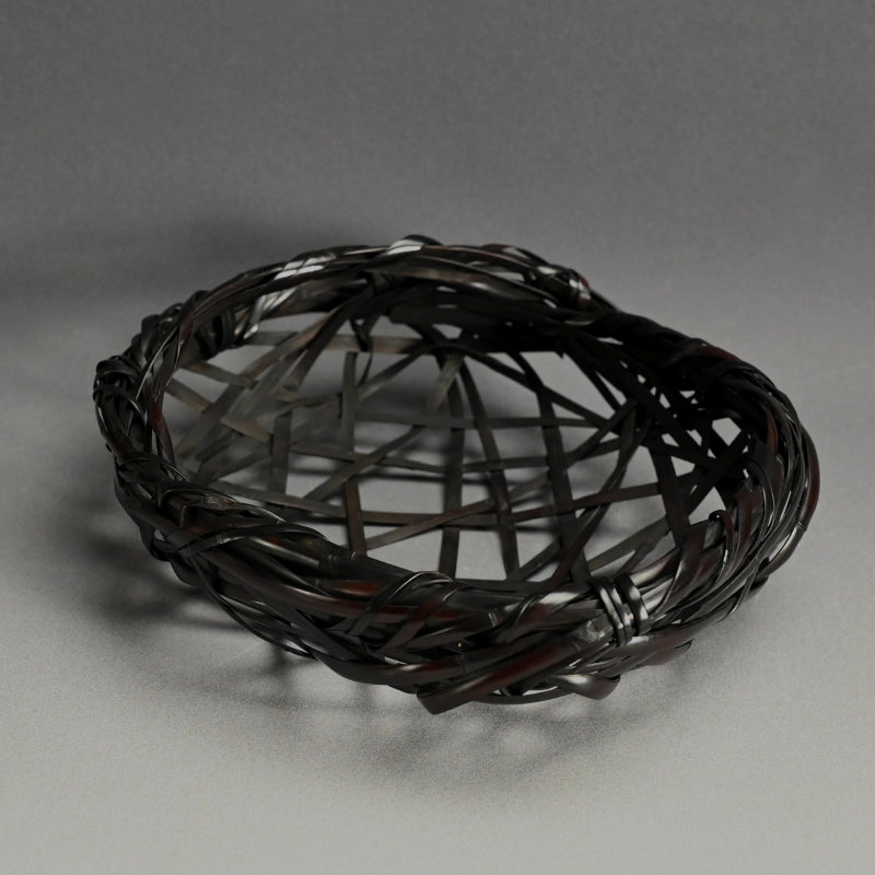 Woven Bamboo Basket ー二代 田邊 竹雲斎 “福海 花籃 鳳尾竹”