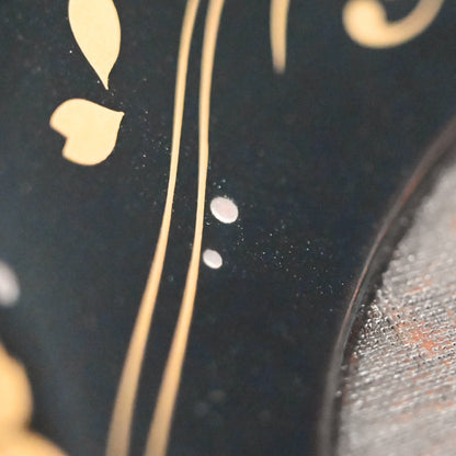 Gorgeous Lacquer Dish, Blossoms & Maple ー服部 峻昇 “春秋蒔絵 輪花盆”