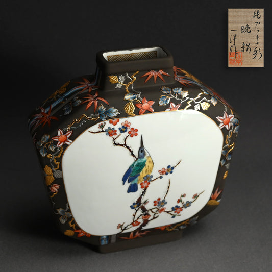 Unusual Platinum Glazed Porcelain Vase ー山本 一洋 “純プラチナ彩 晩秋”