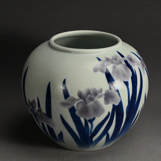 Porcelain Vase, Iris ー宮川 (真葛) 香山 "復興記念 横濱大博覧會 昭和十年"