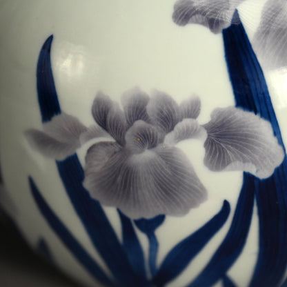Porcelain Vase, Iris ー宮川 (真葛) 香山 "復興記念 横濱大博覧會 昭和十年"